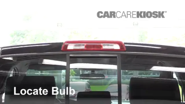 2010 Toyota Tundra SR5 4.6L V8 Extended Crew Cab Pickup Éclairage Feu de freinage central (remplacer l'ampoule)